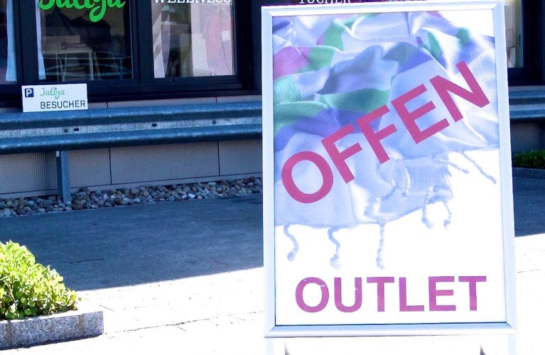 Jaliya-Outlet-Offen-2